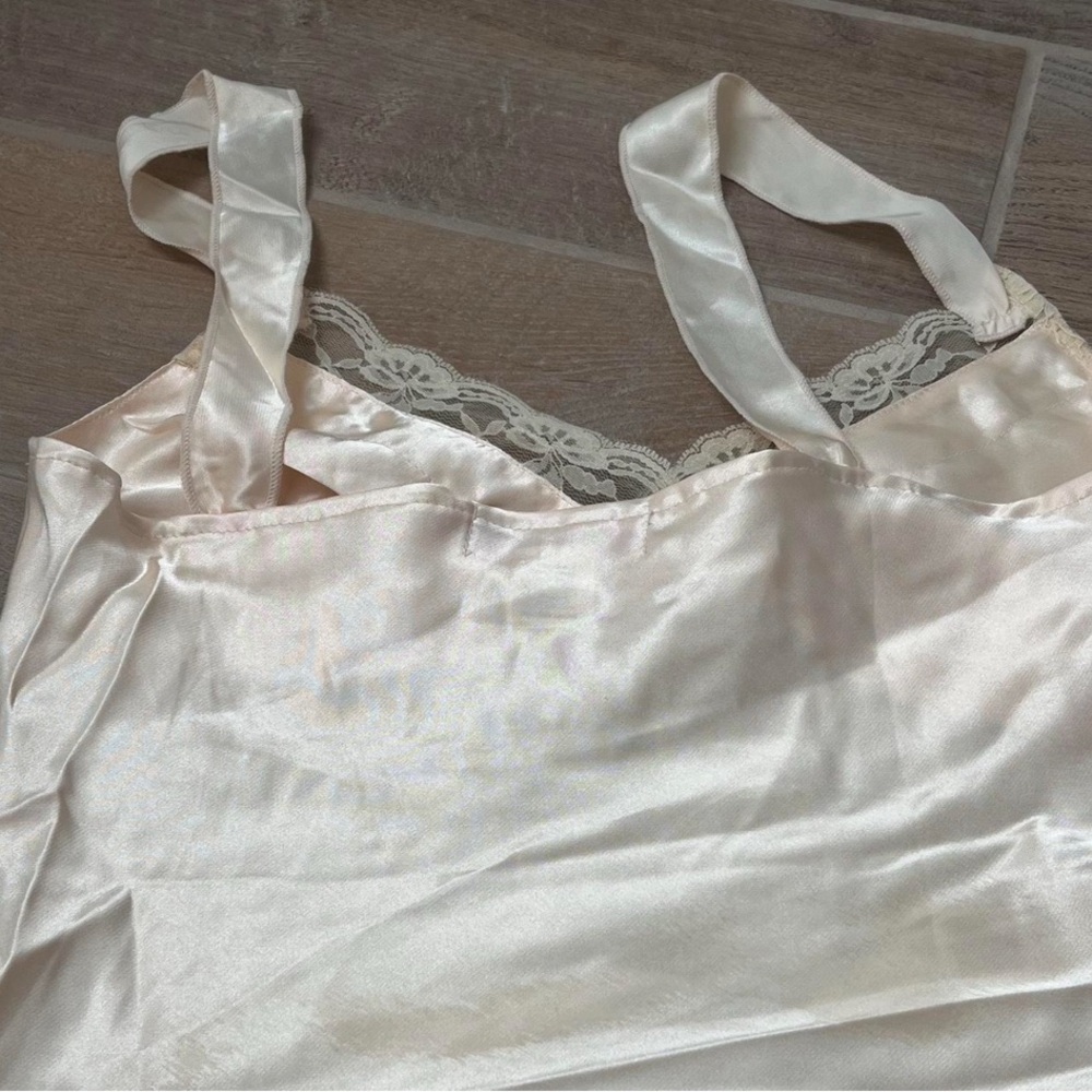 Cream Tank 90265 - Picture 2 of 6